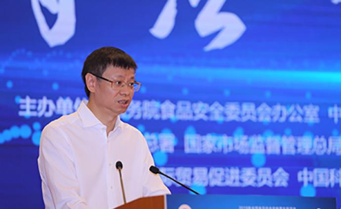 上海副市长许昆林：把保障食品安全的责任放在心上、扛在肩上