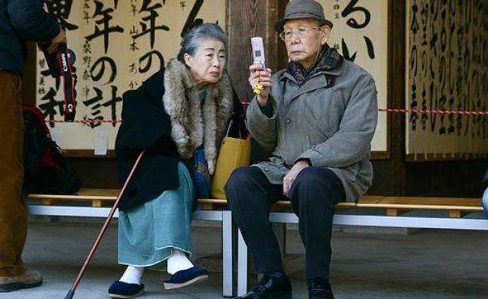 调查：日本60岁以上人群三分之一感到身边存在“孤独死”