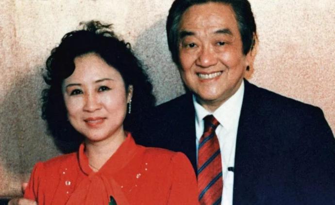 琼瑶知死：一位81岁的女作家如何告别她的丈夫