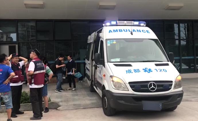 震后长宁︱5G医疗车首次投入使用