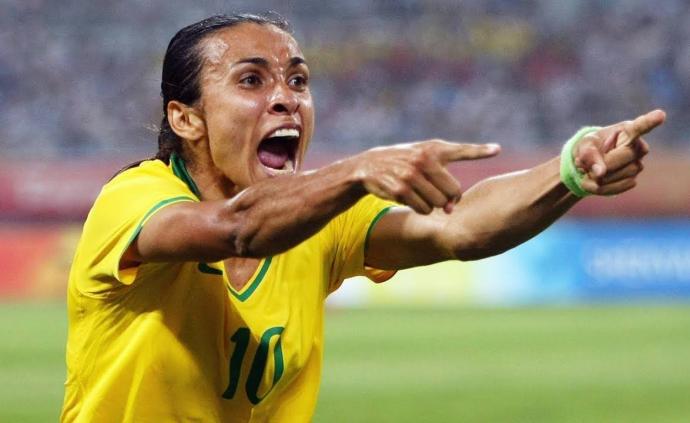 17球超越克洛泽！玛塔成世界杯射手王，她重新定义了女足