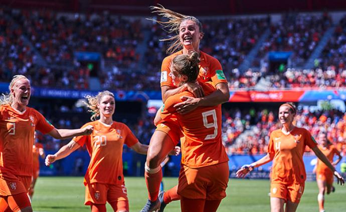 从被中国队吊打到世界顶级仅用四年，这是荷兰女足崛起的奥秘