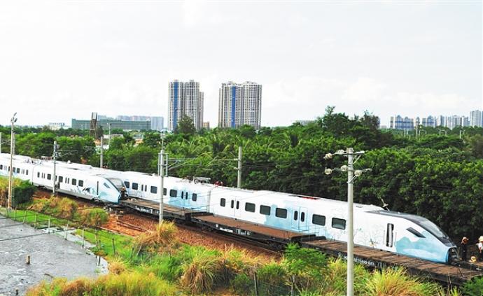 海口市郊列车拟试运行，系国内第一条利用高铁开行的城际列车