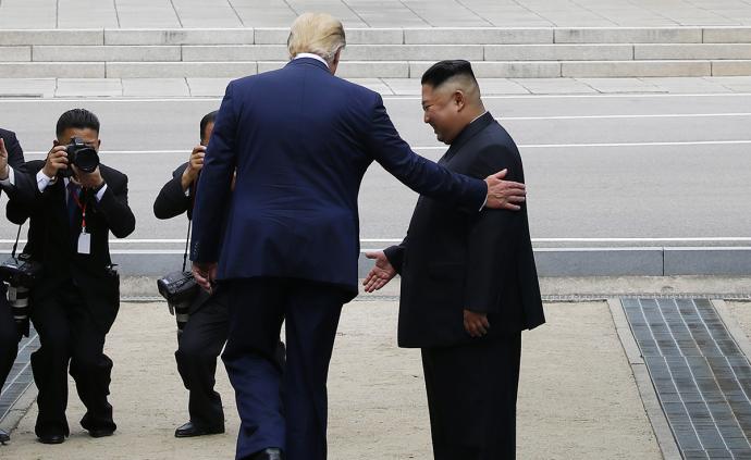 48小时成行的历史性会面：美国总统在朝鲜领土上走了二十步