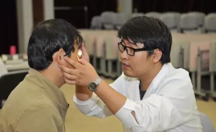 32岁北京同仁医院眼科医师王辉离世，家属决定捐献其角膜