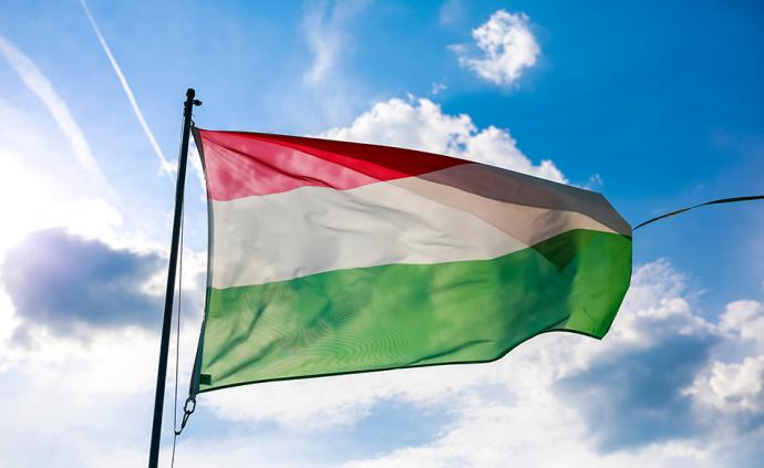 极右翼抬头，匈牙利通过法案允许政府接管该国最古老学术机构