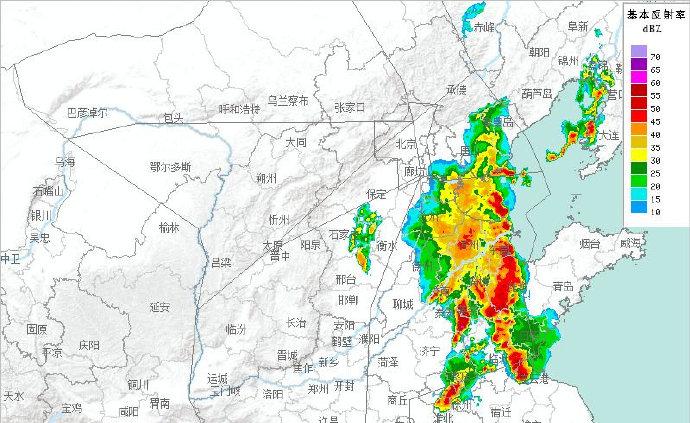 受雷雨天气影响，北京首都机场已取消航班172架次