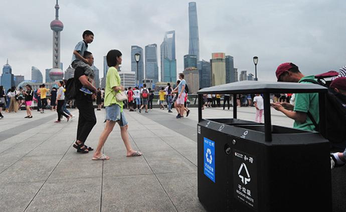 上海强制垃圾分类一周：开出199张罚单，责令整改三千余起