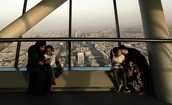 沙特年内再解禁？女性出国旅行或不再需要“男性亲属允许”