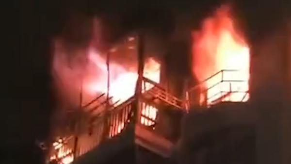 温州一居民楼失火女子跳楼，共3人死亡
