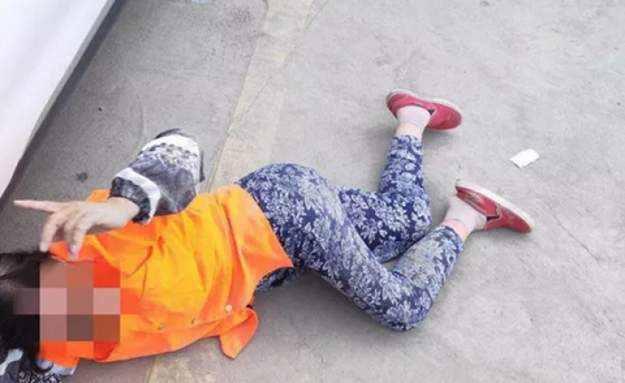 制止车主乱扔垃圾，江苏常州一65岁女保洁员被殴打致骨折