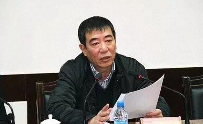 黑龙江伊春市原副市长李伟东退休三年后被开除党籍，取消待遇