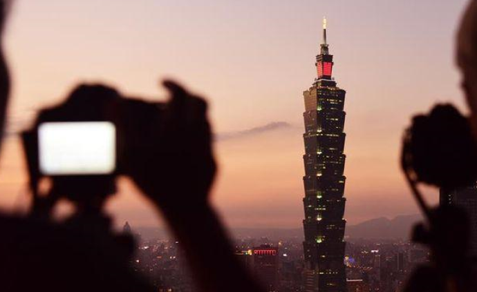 大陆暂停赴台个人游，台湾观光类的股票应声下跌