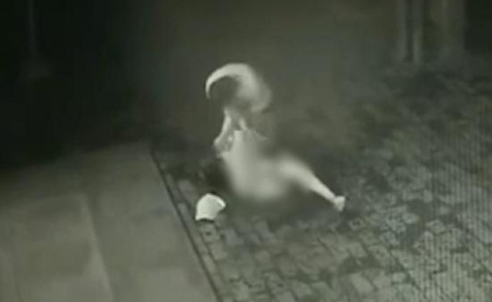 陕西蒲城警方回应“女子深夜遭殴打抢劫视频”：已立案调查