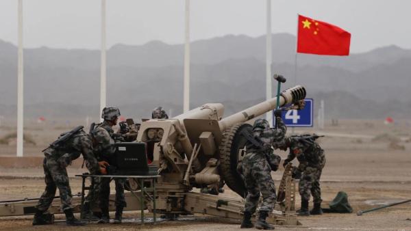 多国“军械能手”戈壁同台竞技，中国夺冠