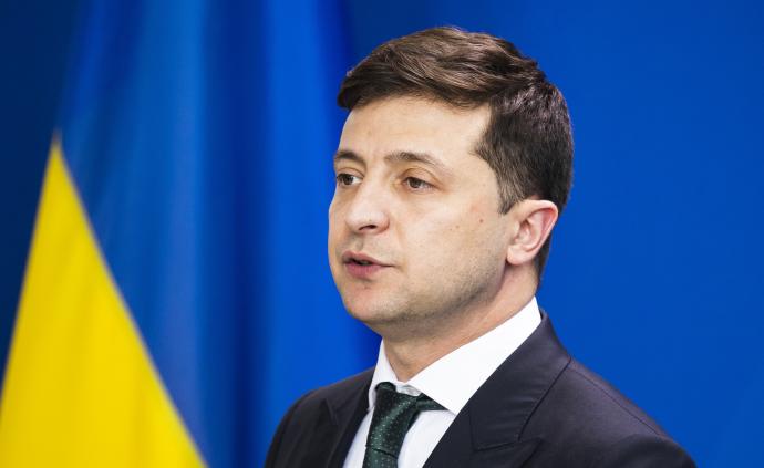 乌克兰总统致电普京“求援”，确保当地形势保持平稳