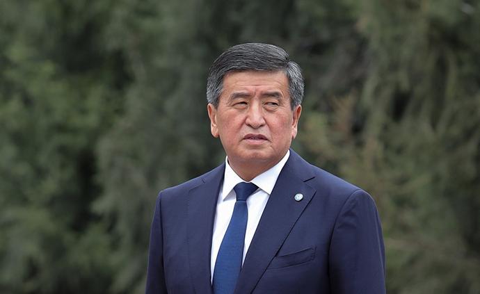 吉尔吉斯斯坦现总统指责前总统“违法违宪”：将采取紧急行动