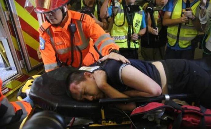 付国豪香港机场遭殴打，警方逮捕19岁涉案男子