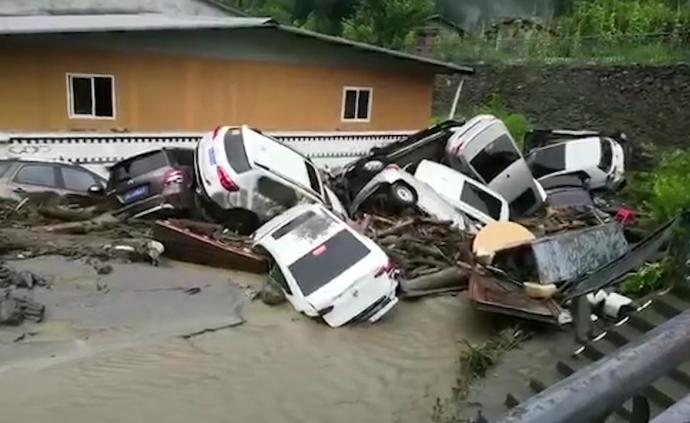 阿坝泥石流已9人遇难，游客遭遇惊魂夜