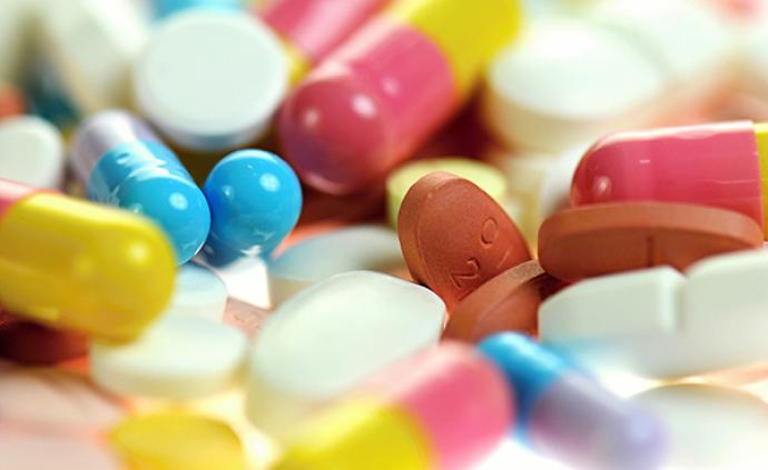 药品管理法修订草案审议：进口未批的境外新药不再按假药论处