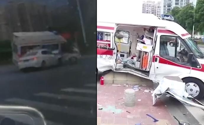 肇庆一救护车被小轿车撞变形，5人被困