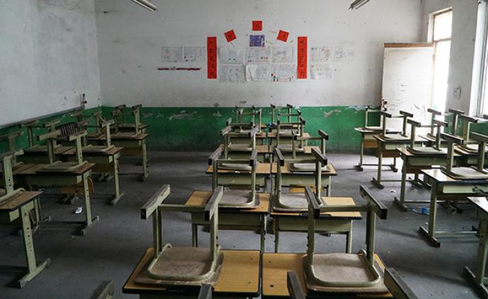 中国的代际教育传递：影响机制与经济后果