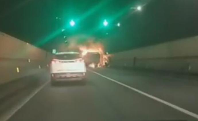 浙江甬台温高速猫狸岭隧道一辆货车自燃，事故已致5人遇难