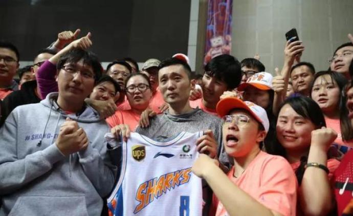 39岁刘炜正式宣布退役！新赛季CBA将担任上海男篮领队
