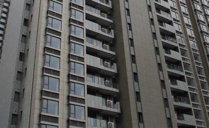 南京一公寓涉嫌虚假宣传：“酒店式公寓”到手却是办公产品