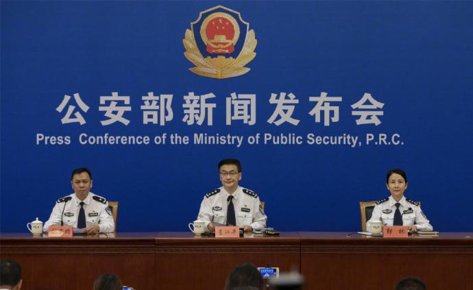 法制日報頭版刊文：交管改革新舉措凸顯人民公安為人民的初心