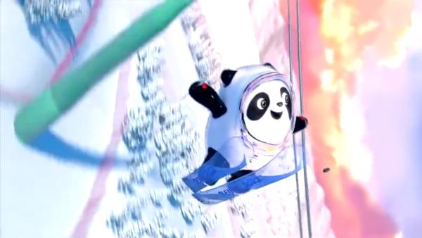 北京冬奥会吉祥物“冰墩墩”来了