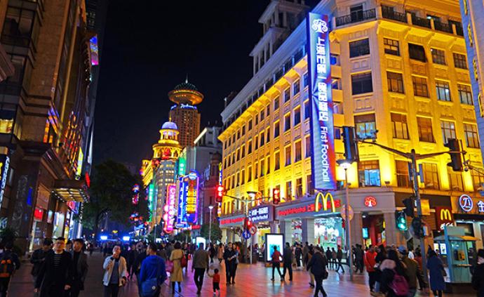 上海南京路步行街开街20年，不变的是创新的步伐从未停歇