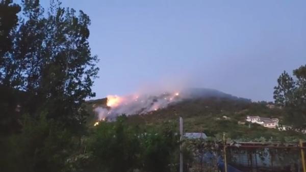 花果山突发山火，400人参与扑救