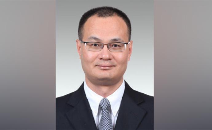 49岁王桢接任上海市房屋管理局局长，原局长任虹口区区长