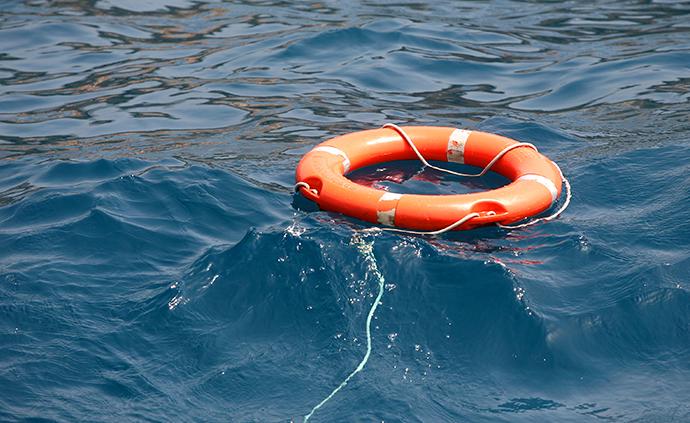 菲律宾长滩岛发生翻船事件致7人死亡