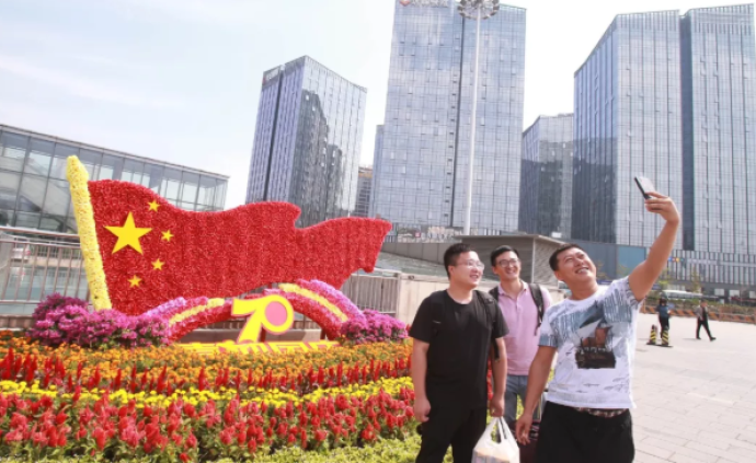 北京：全市2000万盆鲜花共庆祖国七十华诞