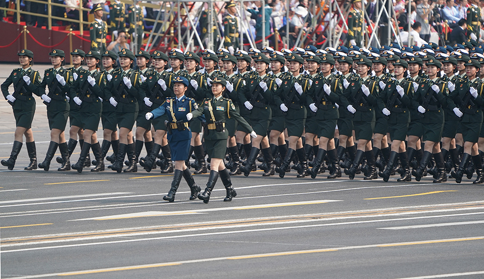 70周年阅兵中国女兵图片