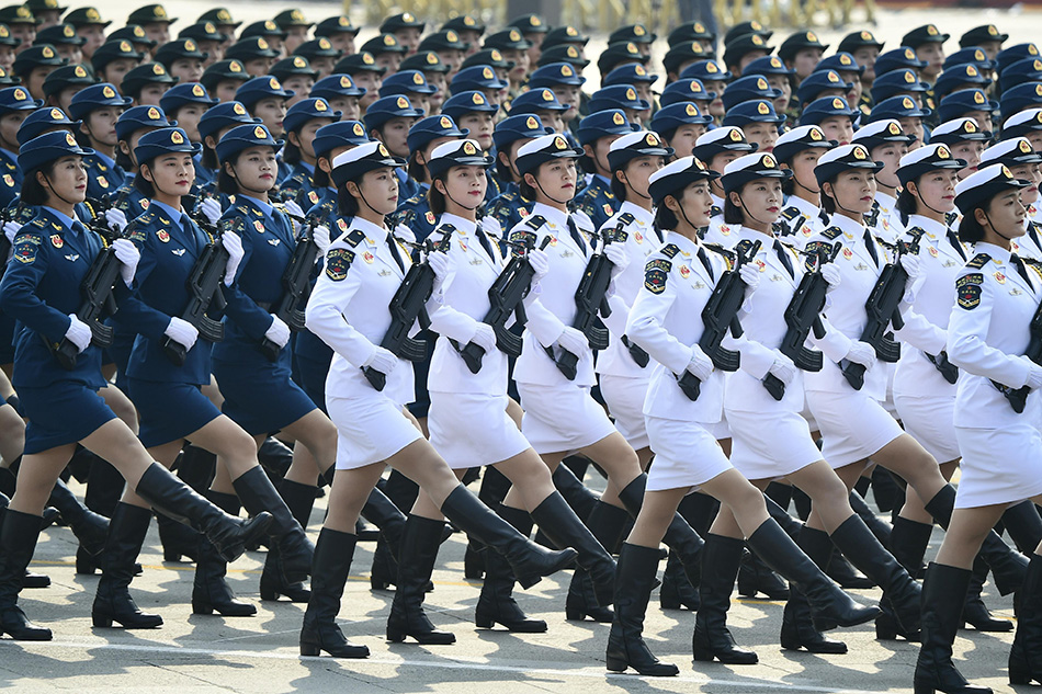中国阅兵女兵方队图片