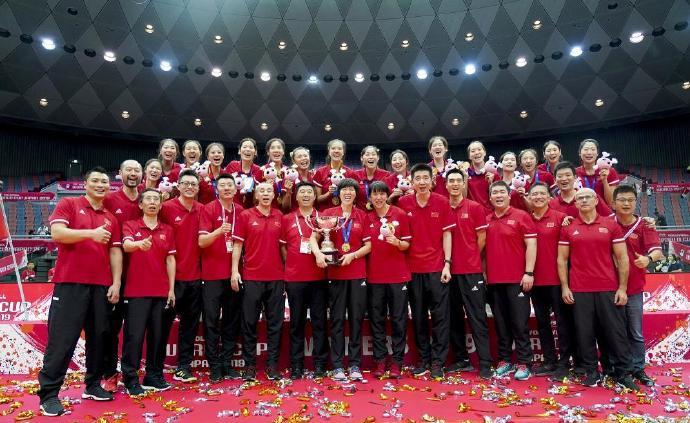 中国女排时隔一年重返世界第一，东京奥运会将与美俄同组