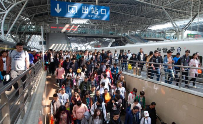长三角铁路今迎国庆假期返程客流高峰，增开旅客列车274列