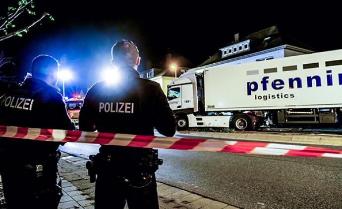 德国卡车冲撞事件致多人伤，德政府将其定性为恐怖主义行为