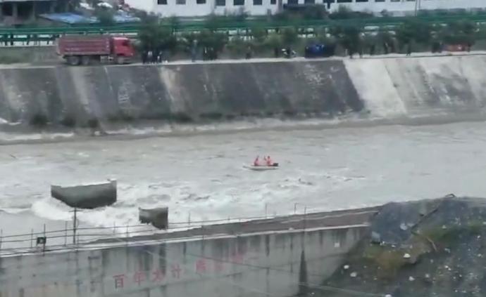 甘肅女干部扶貧路上墜江，3死兩失聯