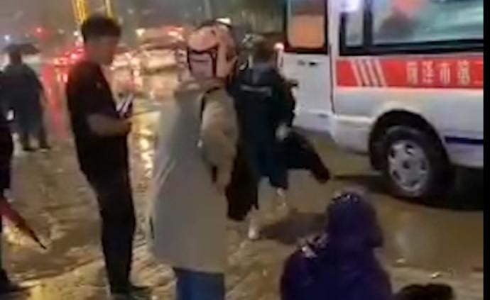 菏泽公交车连撞4辆电动车，已3死3伤