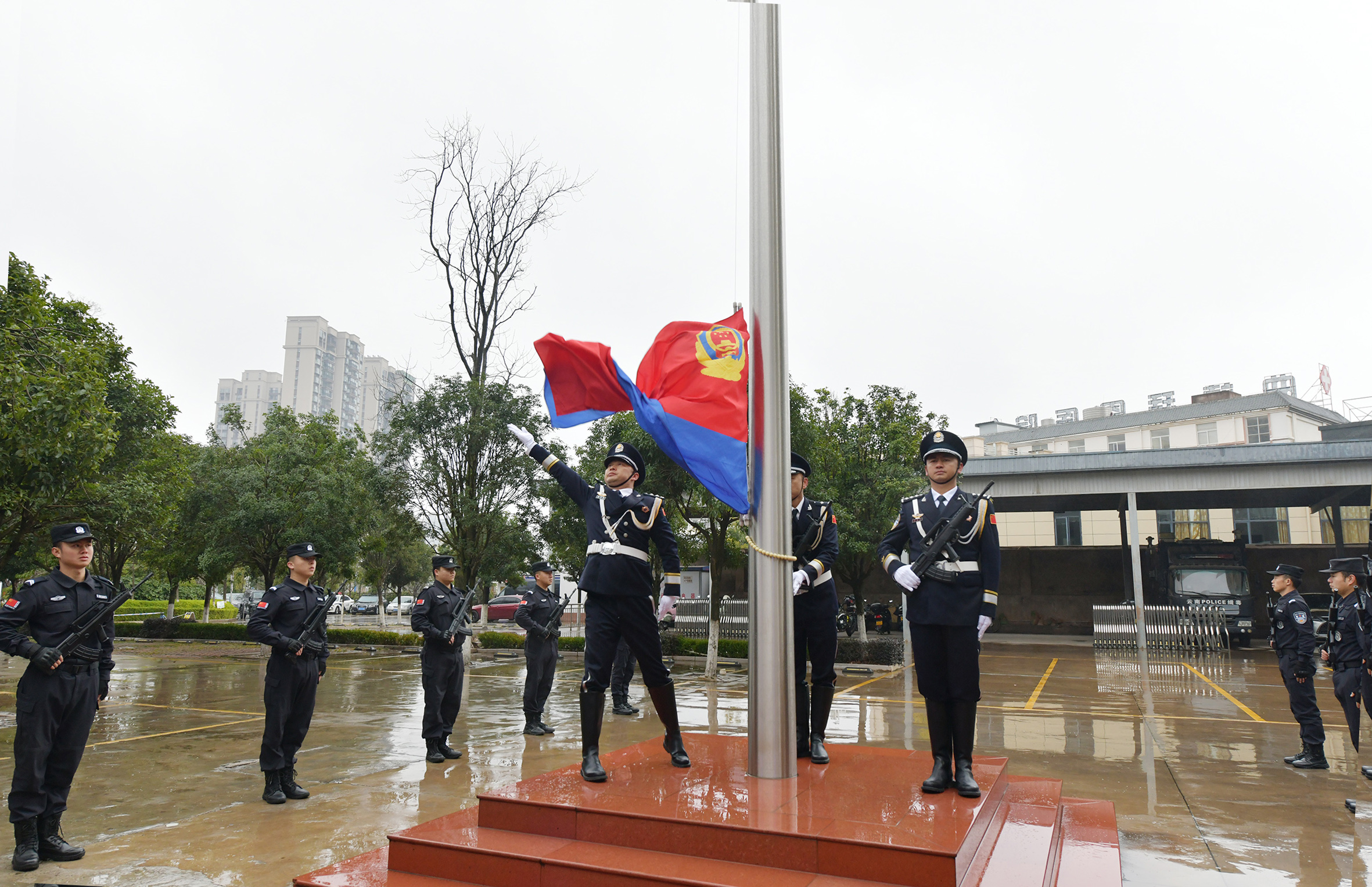 迎接第五个中国人民警察节，曲靖公安开展庆祝警察节系列活动