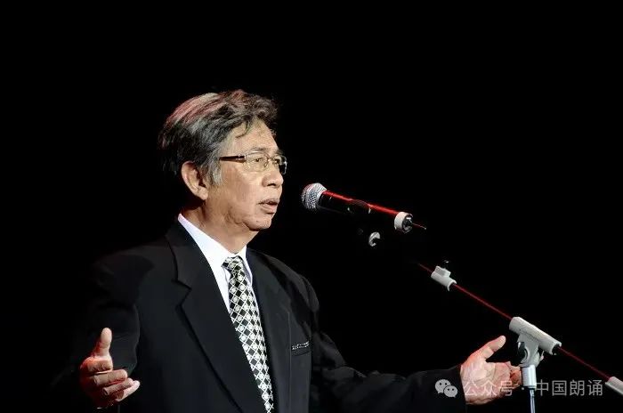 著名配音演员简肇强逝世，曾为港剧《霍元甲》配音