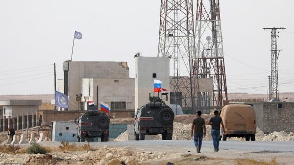 俄军警巡逻叙利亚北部，调停土叙冲突 