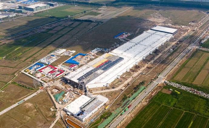 特斯拉上海超级工厂电力配套项目送电，将进入投产前冲刺阶段