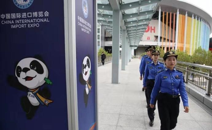 进博会期间，上海城管在核心区域全方位、全天候、全覆盖执法