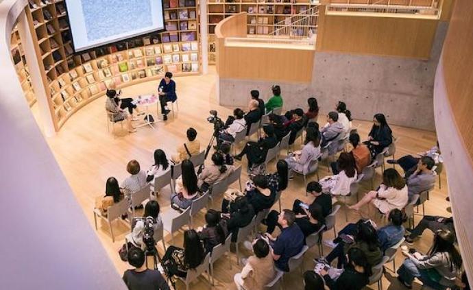 圓桌｜在“光的空間”，聽藝術和哲學、攝影相遇
