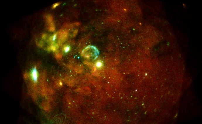 德国X射线望远镜传回首批图像，展示大麦哲伦星云超新星遗迹